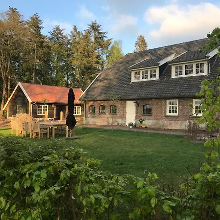 The Barn Pensjonat 4*