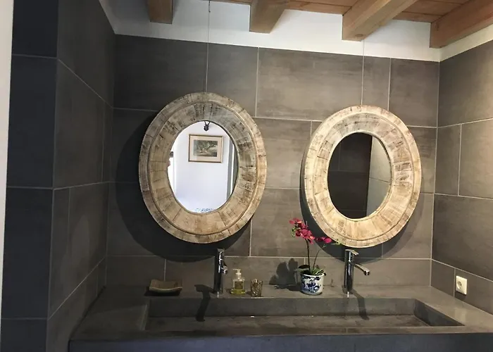 Konukevi The Barn Emst